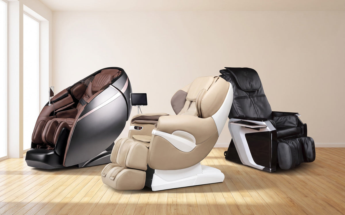 Drei iRest Massagesessel im Showroom: IG 8000, SL-A39 und SL-T101, Rendering
